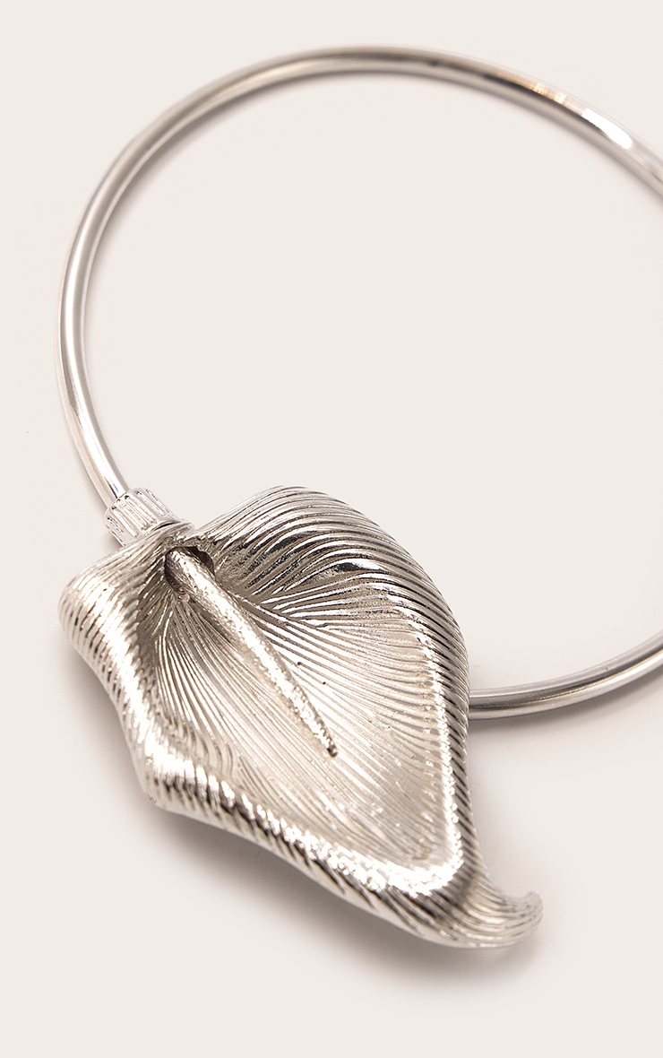 Silver Blush Lily Statement Necklace image 3