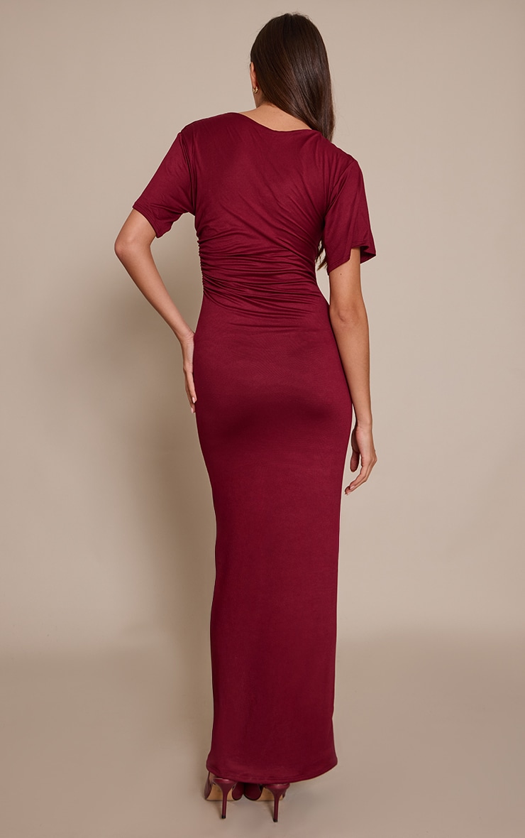 Robe longue en jersey bordeaux à col bateau et manches courtes image 2