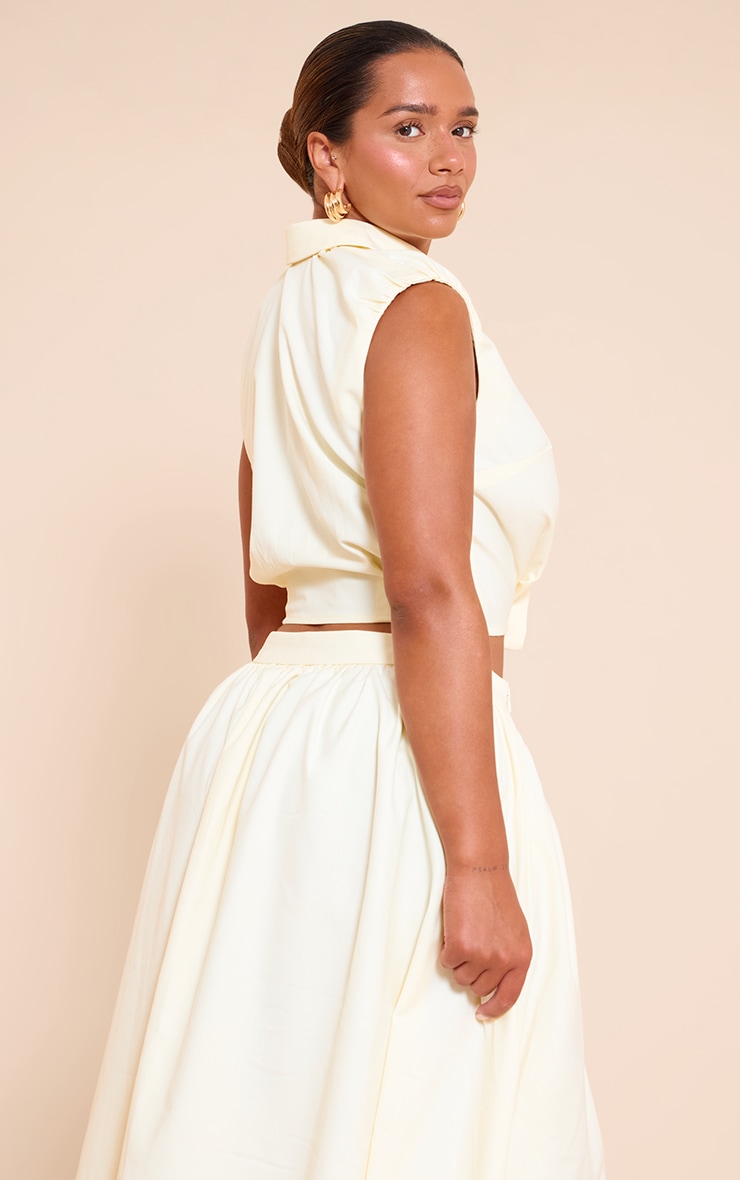 Shape Butter Cream Sleevless Cinched Waist Shirt image 2
