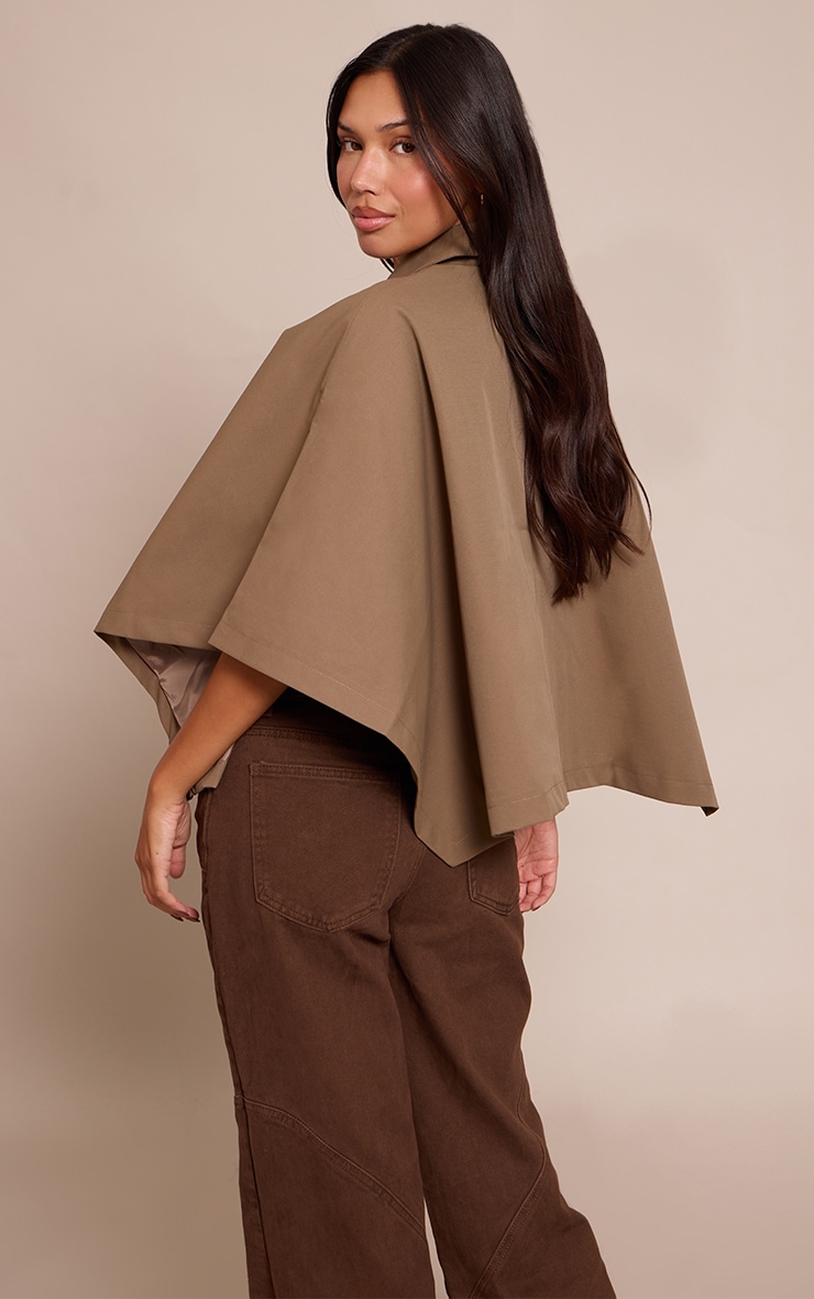 Veste style trench courte taupe à manches chauve-souris image 2