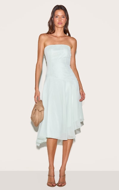 Robe bustier mi-longue sauge à ourlet asymétrique