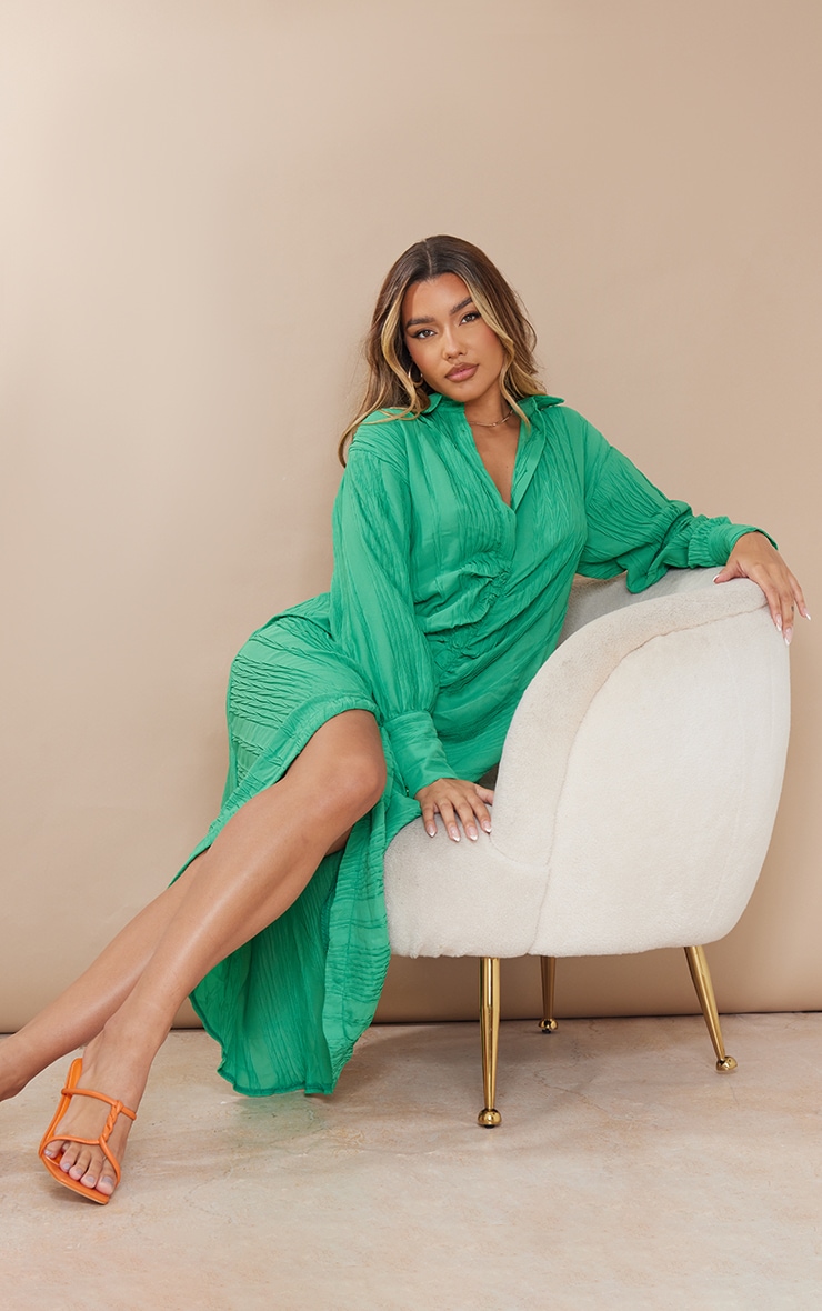 Green Textured Gathered Detail Long Sleeve Midi Shirt Dress image 3