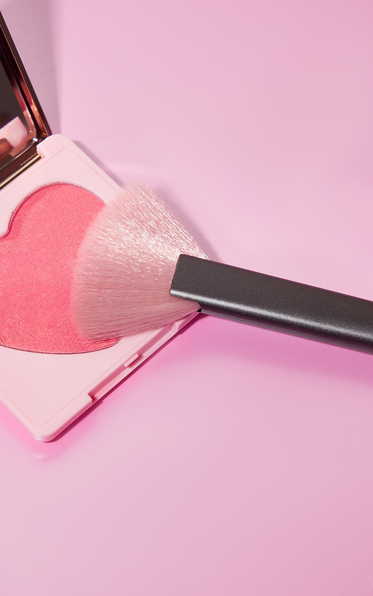 Real Techniques Easy As 123 Highlighter Brush PrettyLittleThing IL