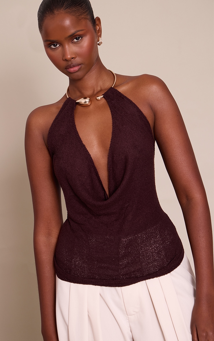 Top en maille tricot chocolat à empiècement collier doré image 4