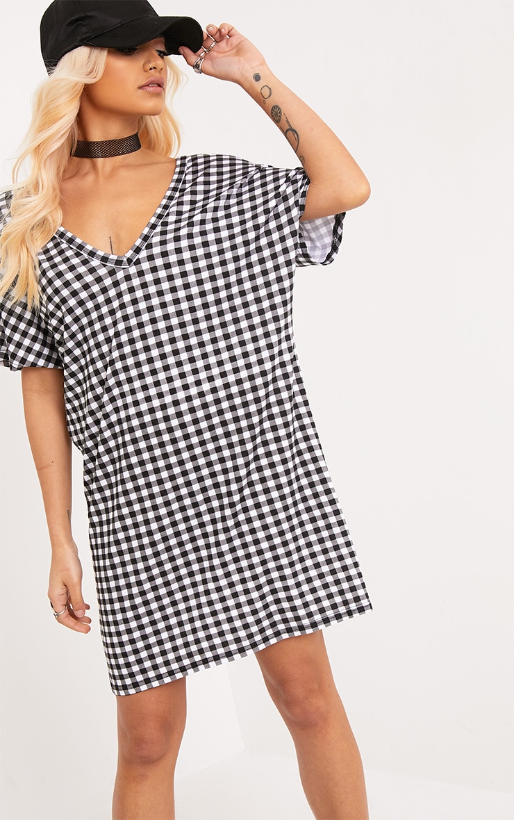 Sindiqa Black Gingham Plunge V Neck T Shirt Dress Dresses