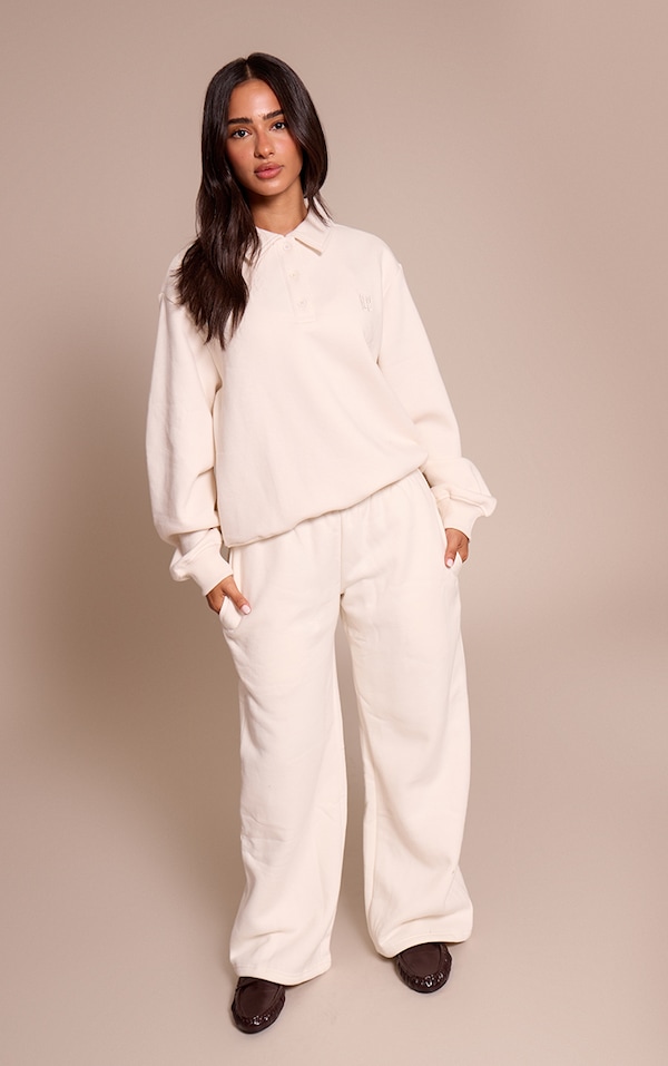 Petite Cream Prettylittlething Straight Leg Sweatpants