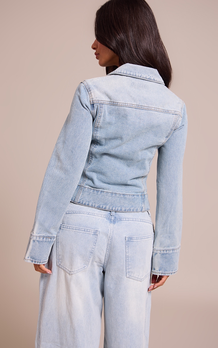 Petite Veste Stretch Coupe Slim En Denim Bleu Clair Avec Fermeture Éclair Sur Le Devant image 2