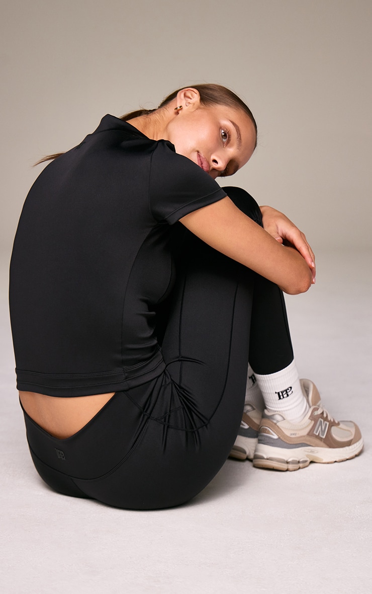 Black Ultimate Seam Detail Short Sleeve Sports Jacket image 2