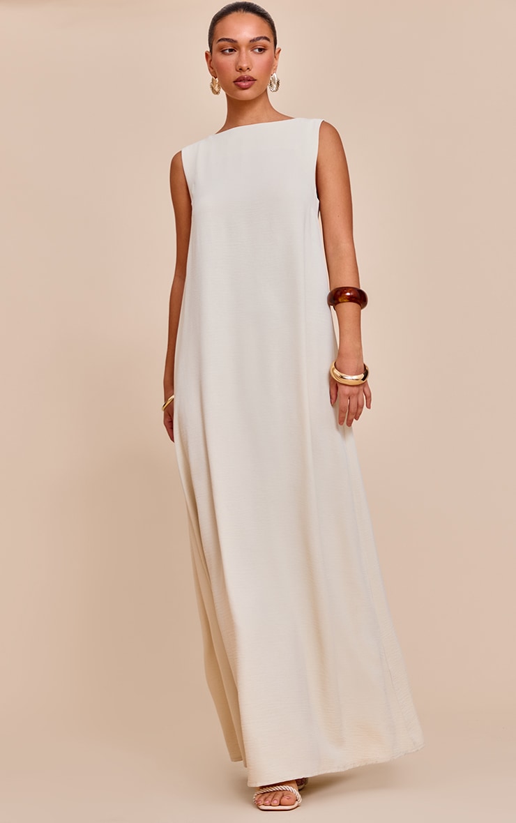 Robe longue texturée crème sans manches à col bateau image 1
