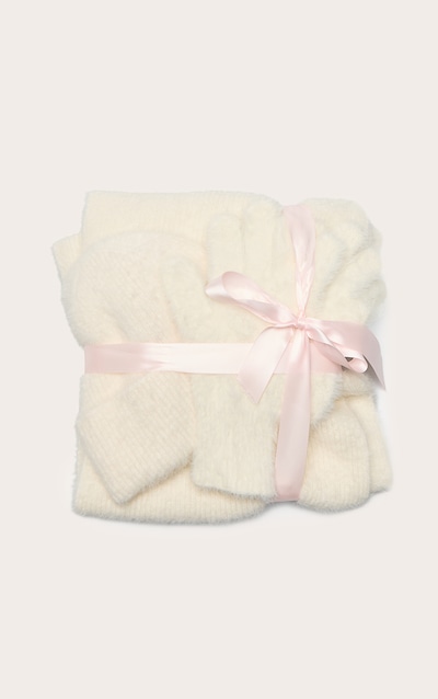 Cream Eyelash Knit Hat Scarf Gloves Gift Set