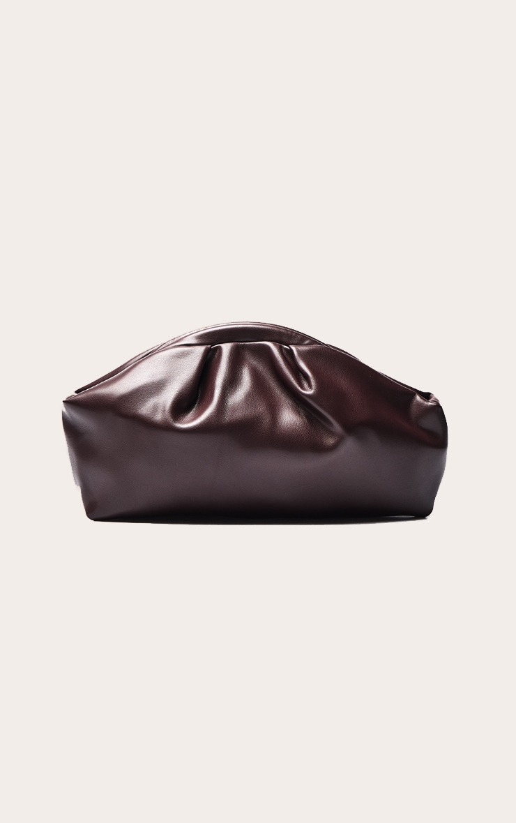 Pochette en PU verni chocolat à anse rigide image 2
