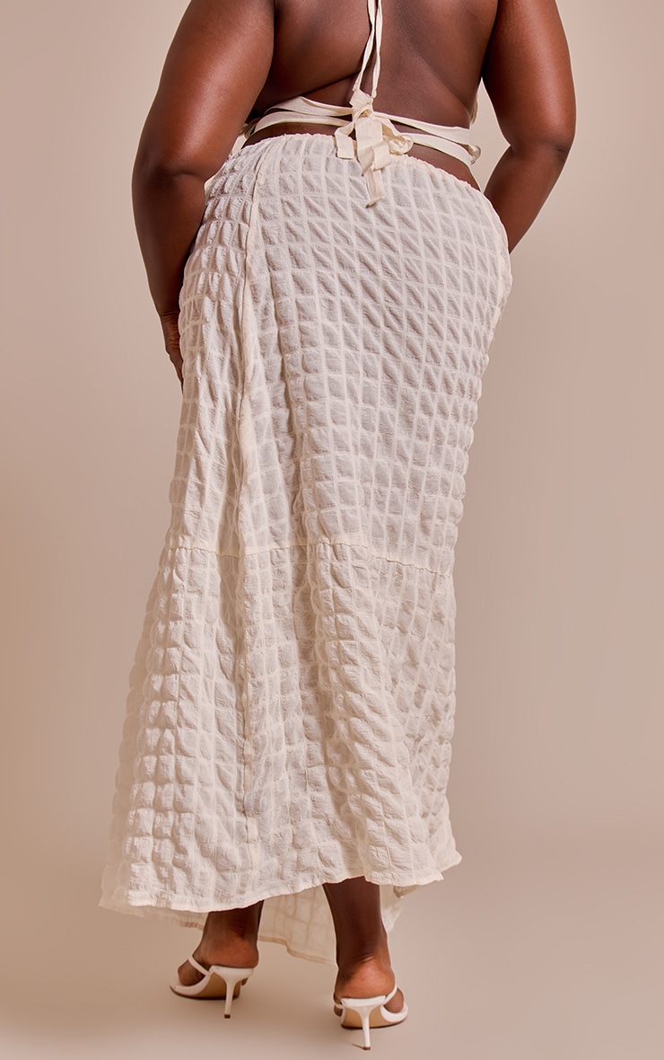 Plus Cream Textured Shirred Maxi Skirt image 3