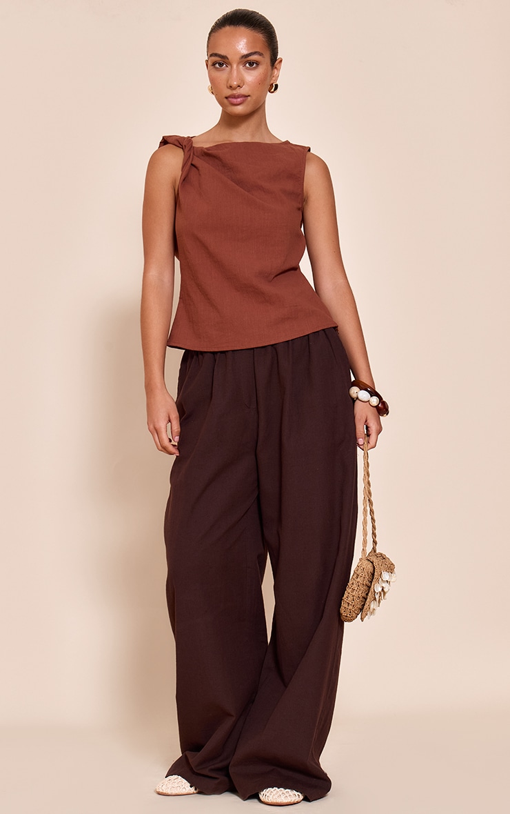 Chocolate Twist Detail Boxy Sleeveless Top image 3