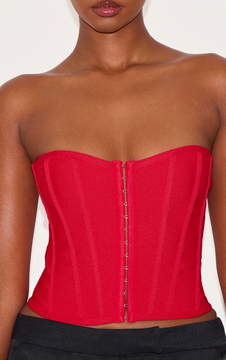 Corset rouge cendré structuré à agrafes et oeillets image 4