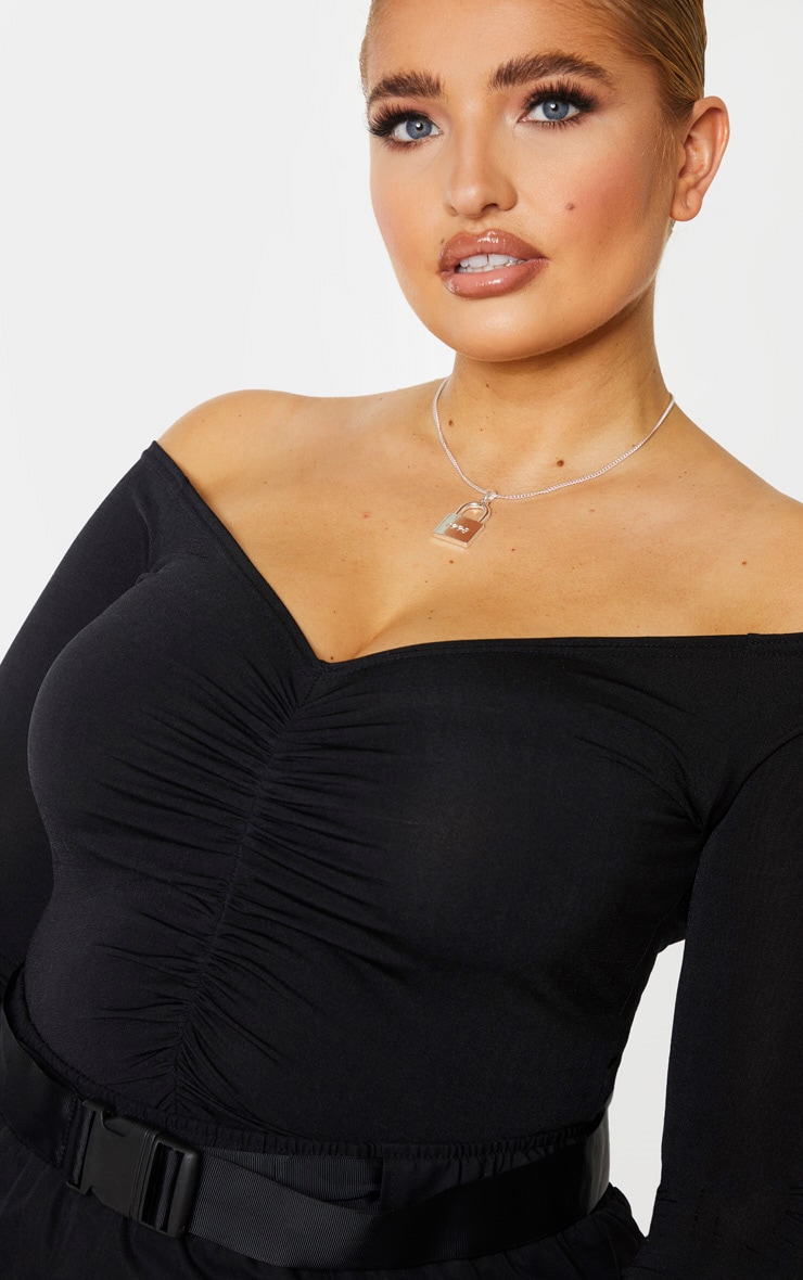 Plus Black Slinky Ruched Front Long Sleeve Crop Top image 4