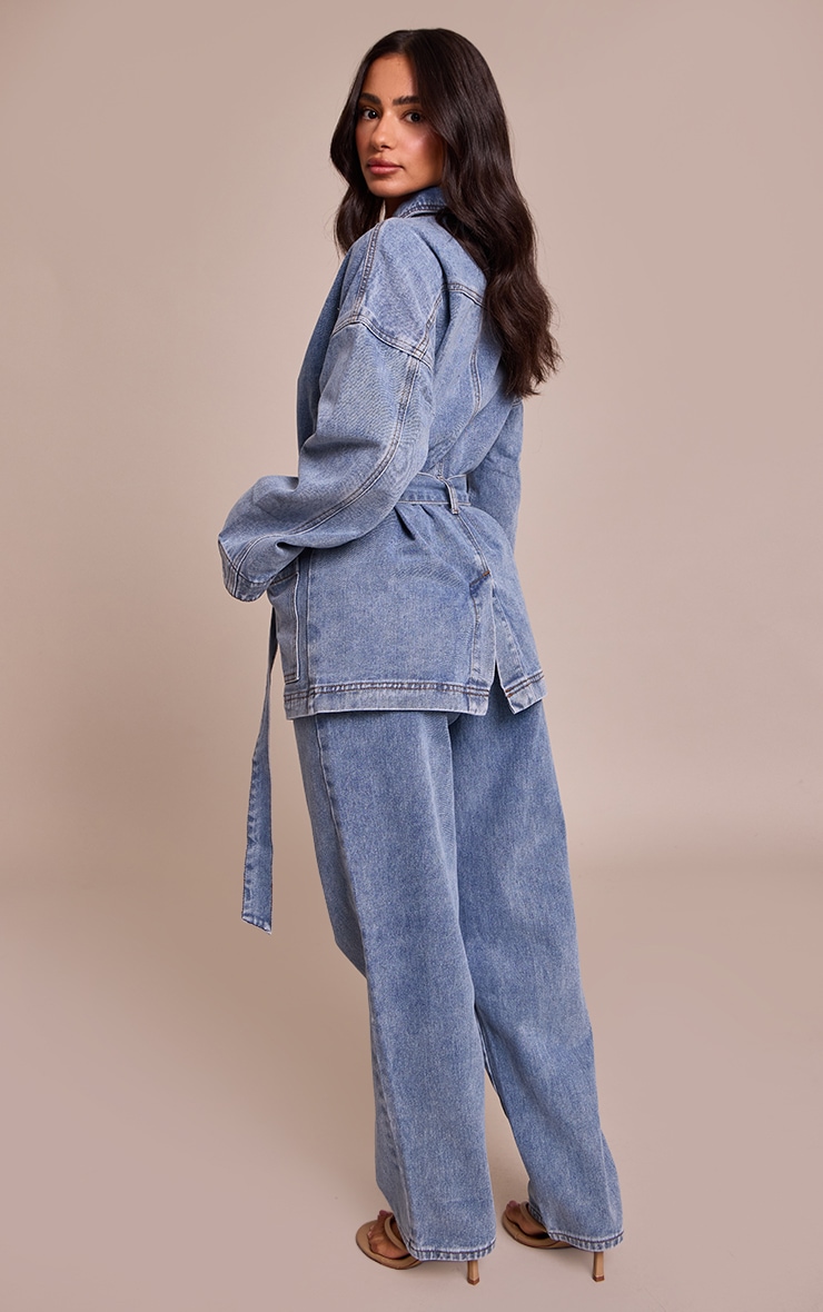 Petite Mid Blue Wide Leg Jeans image 3