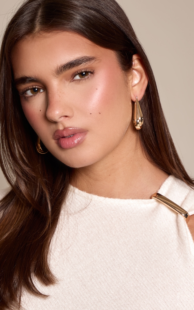 Gold Smooth Overlap Hoop Earrings