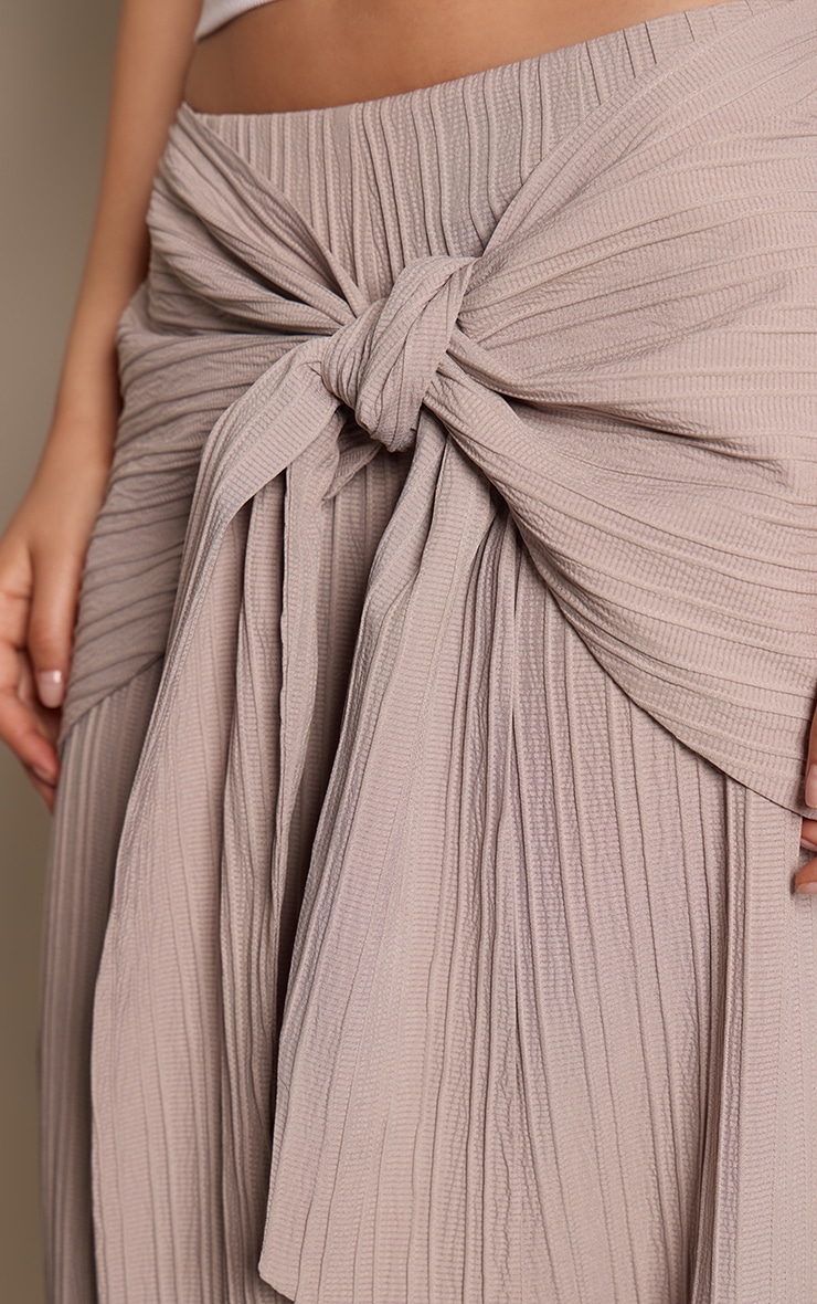 Mushroom Textured Woven Wrap Tie Pants image 4