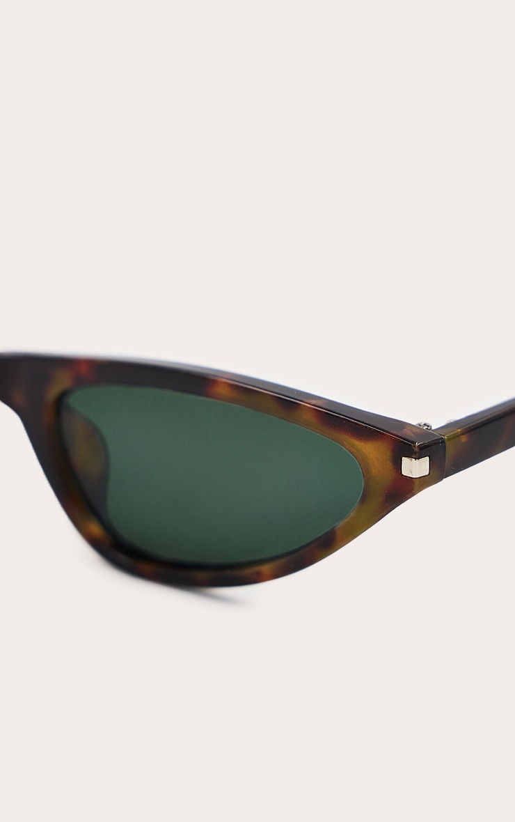 Tortoiseshell Extreme Cat Eye Skinny Frame Sunglasses image 4