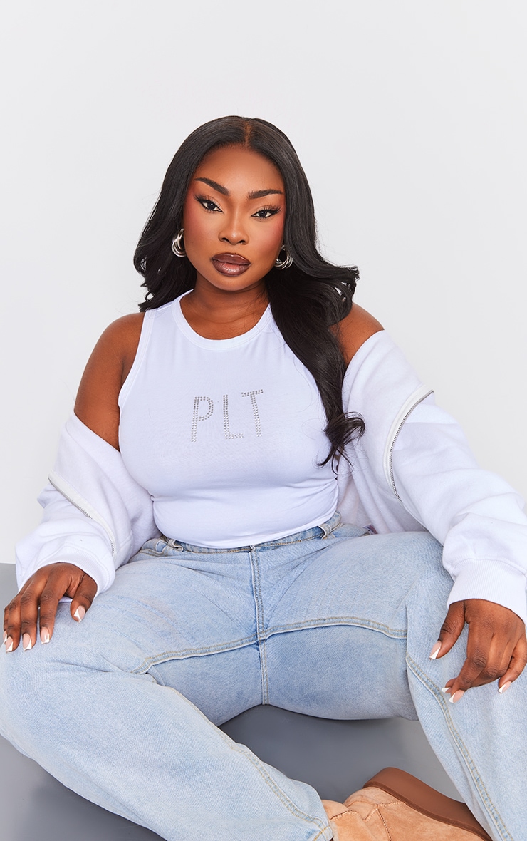 PRETTYLITTLETHING Plus Top en coton blanc à col nageur et strass image 3