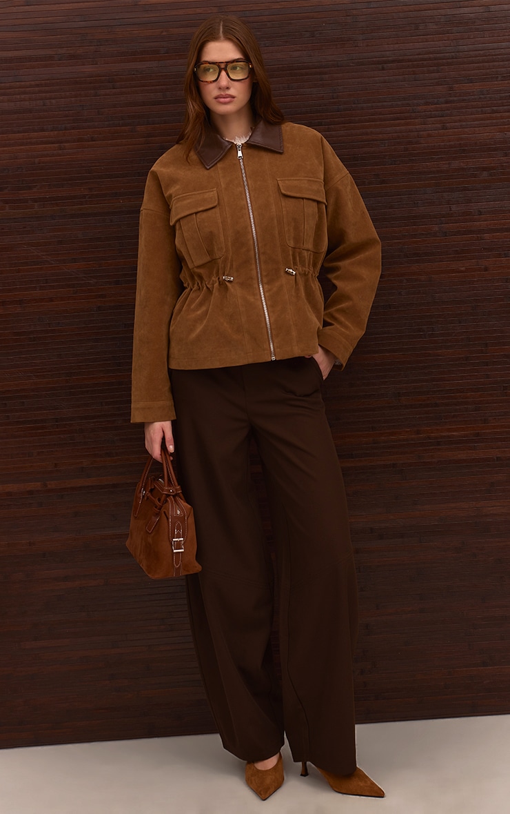 Veste en suédine marron clair à col contrastant et taille cintrée image 4