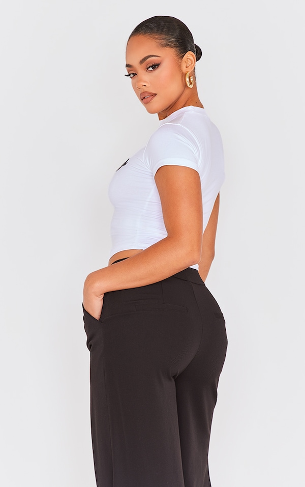 White Honey Print Longline Fitted T Shirt PrettyLittleThing