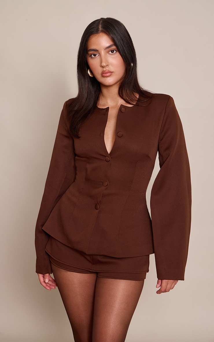 Blazer cintré tissé chocolat à manches cocon et boutons image 1