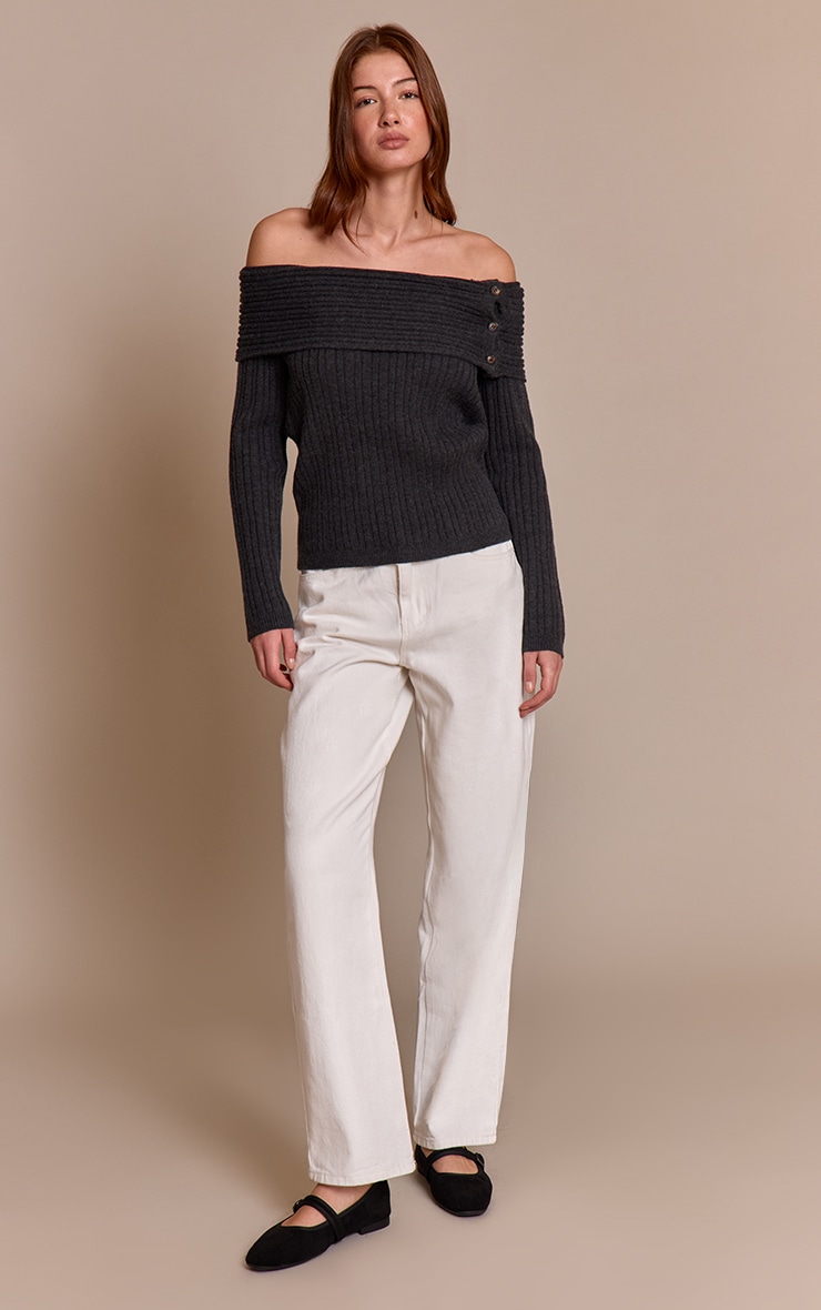 Pull en maille tricot côtelée gris foncé à col bardot et boutons image 3