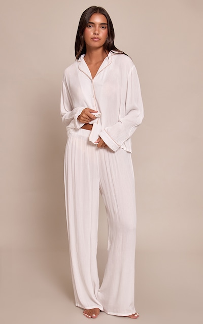 White Contrast Piping Crinkle Long Pj Set