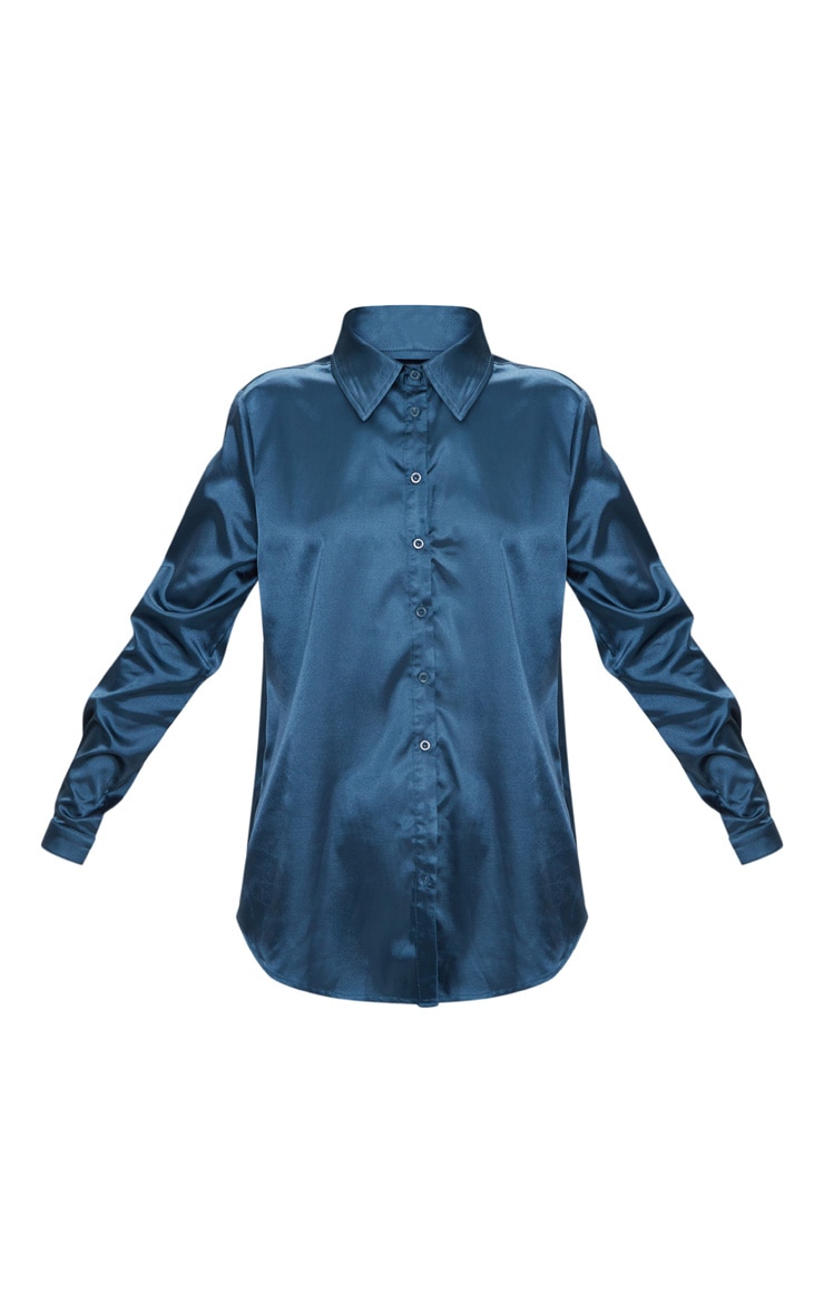 teal shirt