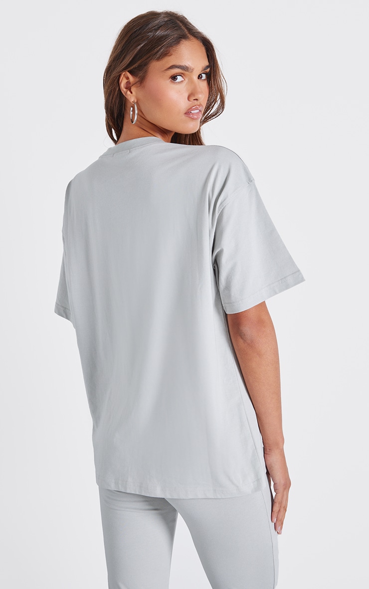 PRETTYLITTLETHING Pale Grey Printed Oversized T-shirt image 2