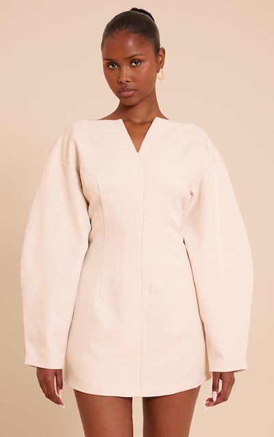 Robe blazer crème à manches cocon et taille cintrée