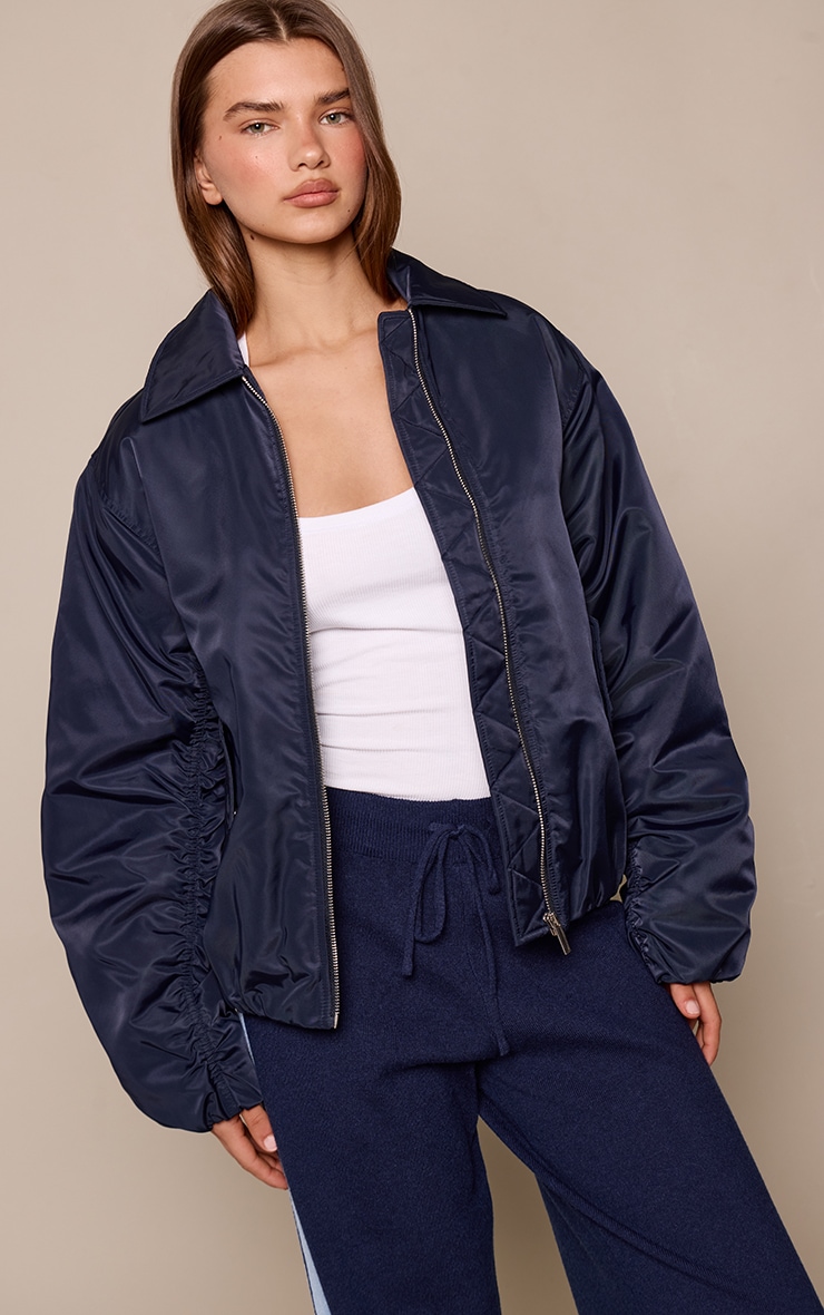 Veste bomber oversize bleu marine à manches cocon
