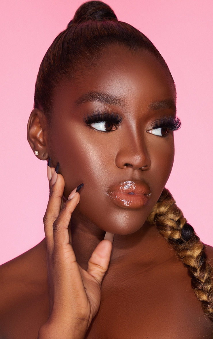 PRETTYLITTLETHING X Tatti Lashes Main Feed image 2