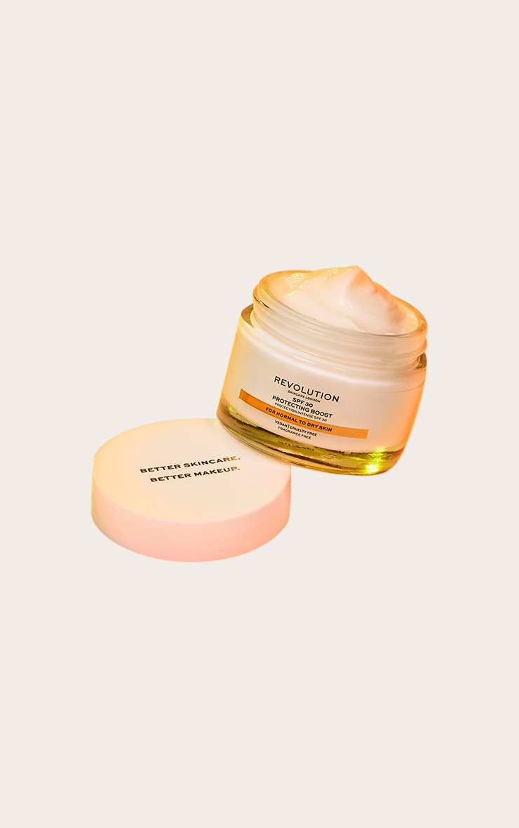 Revolution Skincare Moisture Cream SPF30 Normal to Dry Skin image 2