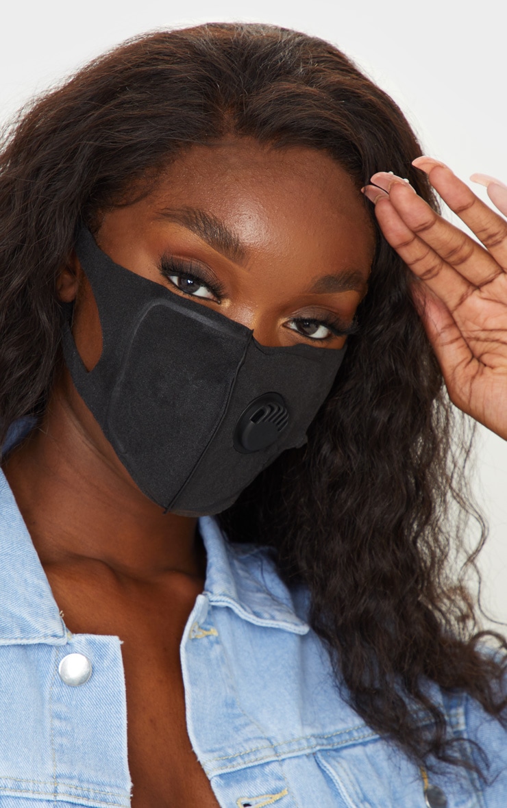 Download Black Face Mask With Filter Accessories Prettylittlething Aus Yellowimages Mockups