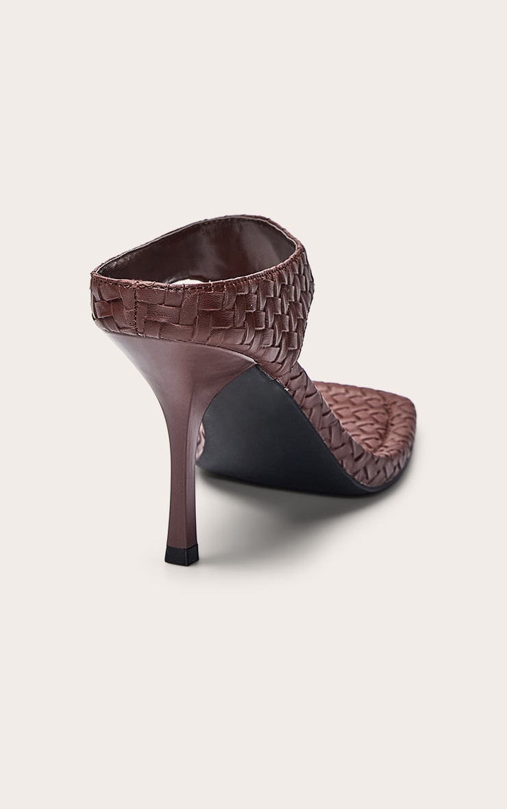 Mules style tongs carrées tissée chocolat image 4