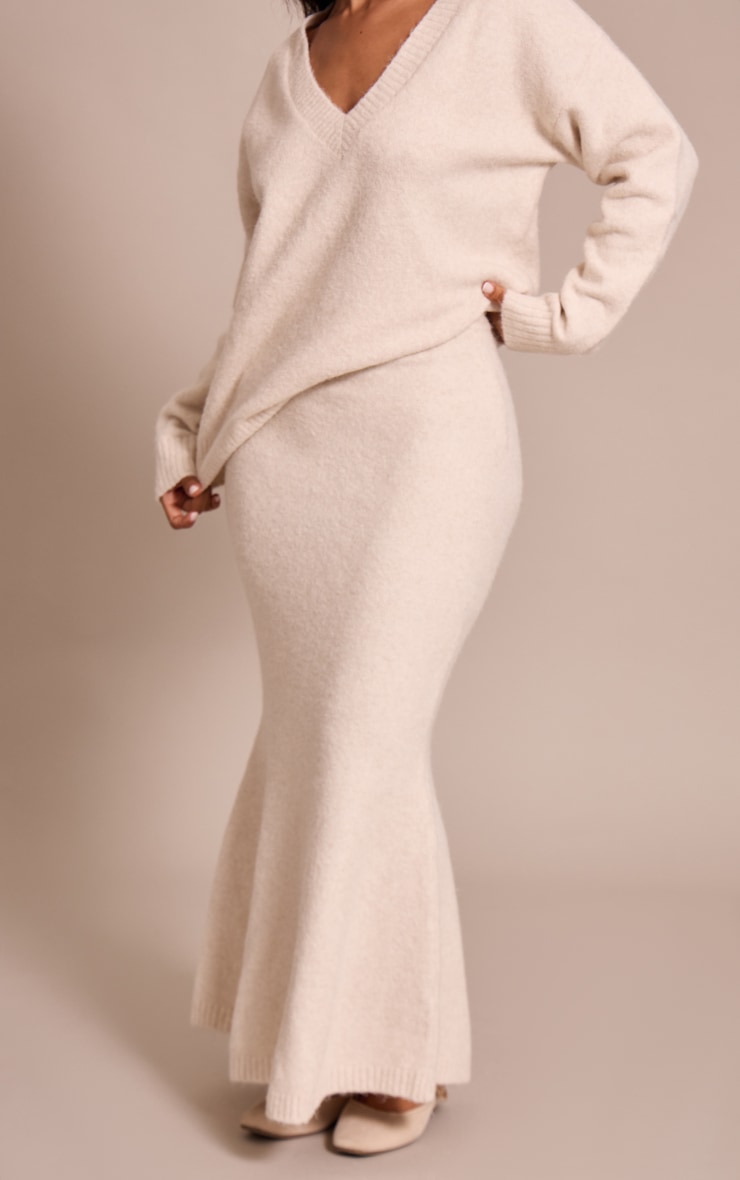 Petite Cream Knitted Column Maxi Skirt image 2