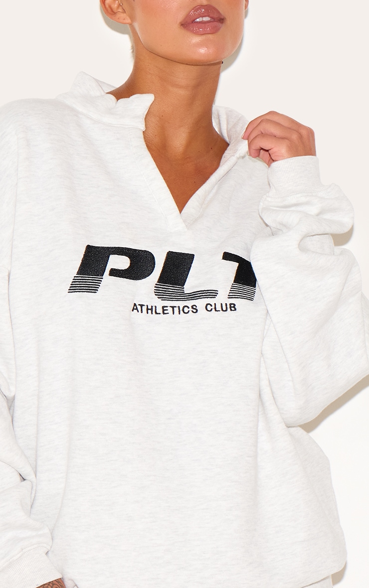 PRETTYLITTLETHING Plus Grey Athletics Club Embroidered Sweatshirt image 4