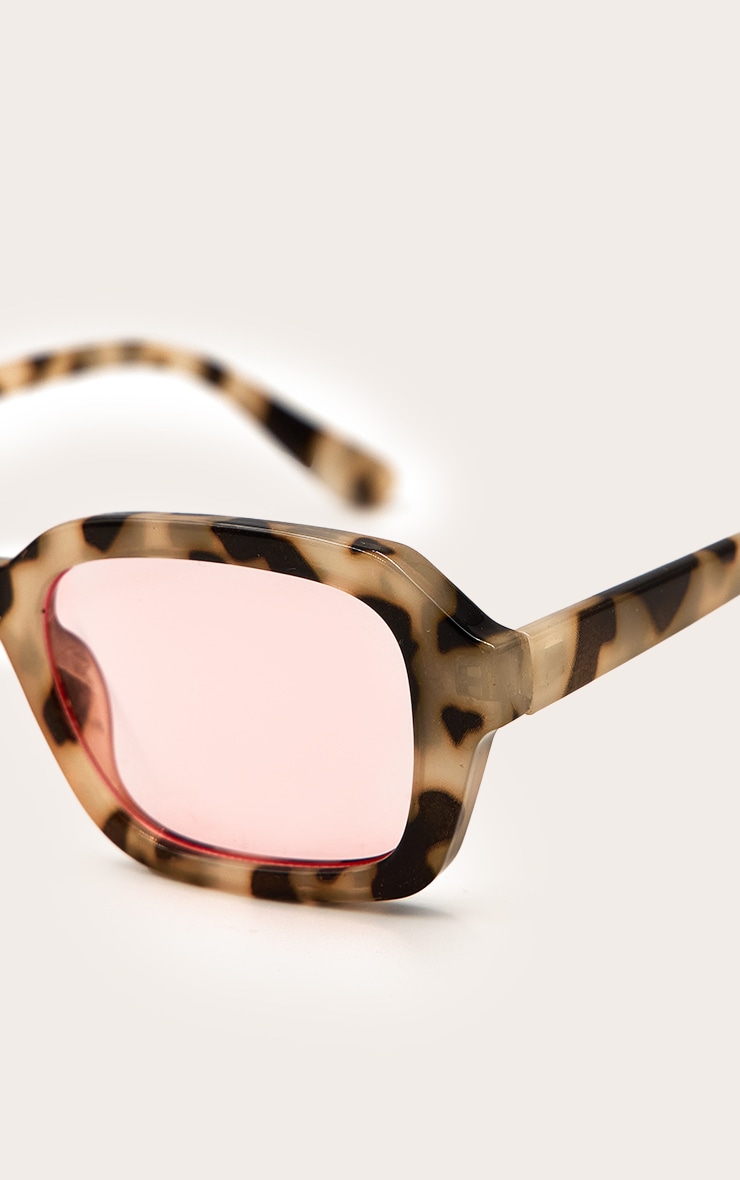 Brown Tort Pink Lens Square Frame Sunglasses image 4