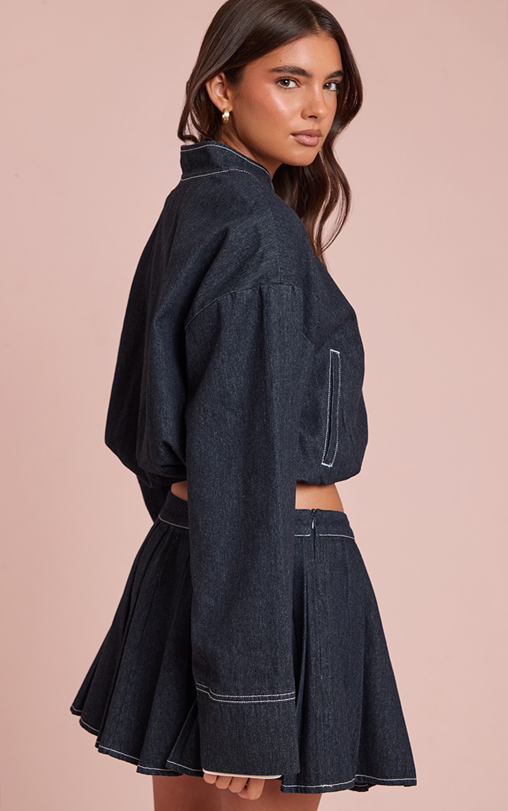 Veste bomber courte en jean indigo à ourlet bulle image 2