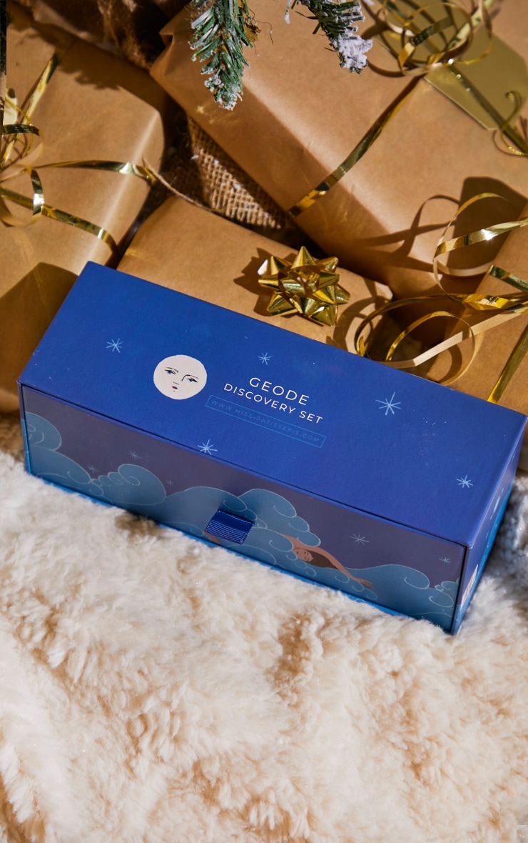 Miss Patisserie Geode Discovery Bath Bomb Box image 2