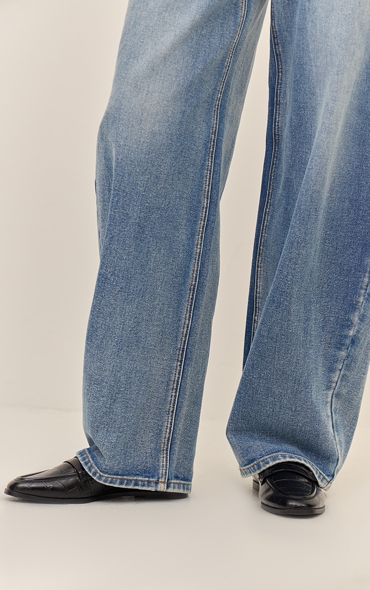 Mid Blue Low Rise Barrel Jeans image 4