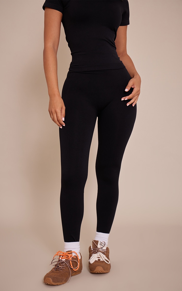 Petite Black Seamless Logo High Waist Scrunch Bum Leggings image 2