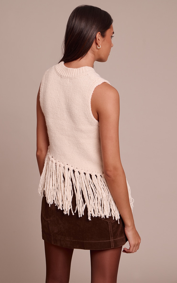 Pull en maille tricot crème sans manches à franges image 2