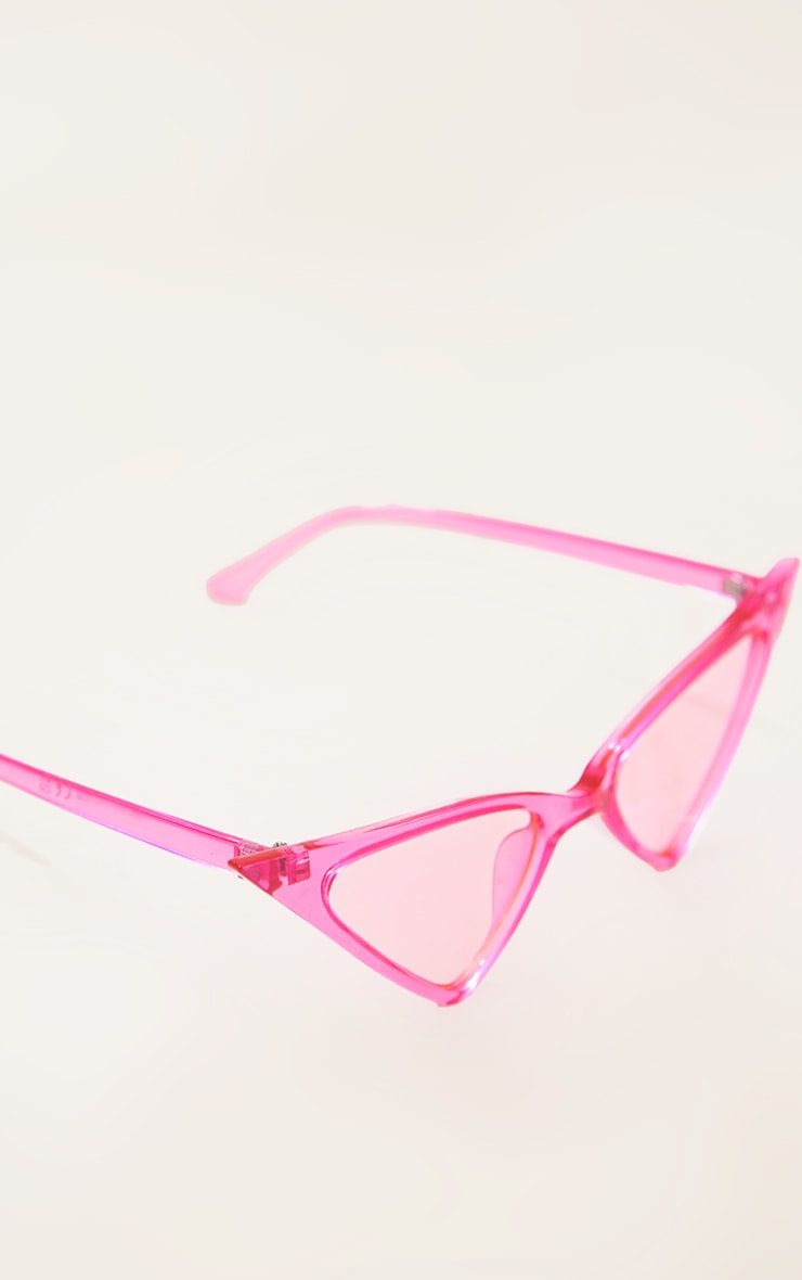 Lunettes de soleil oeil de chat pointues roses image 2