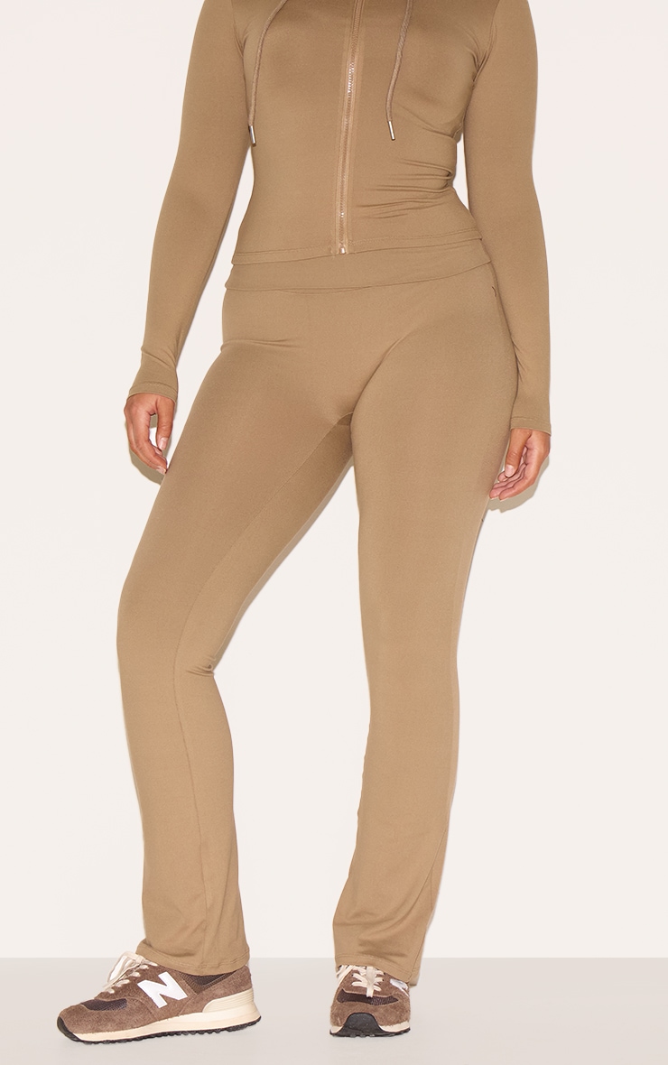 Shape Pantalon flare sculpté vert olive à taille repliée image 2
