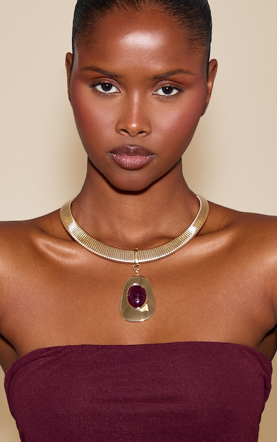 Gold Smooth Burgundy Stone Pendant Necklace