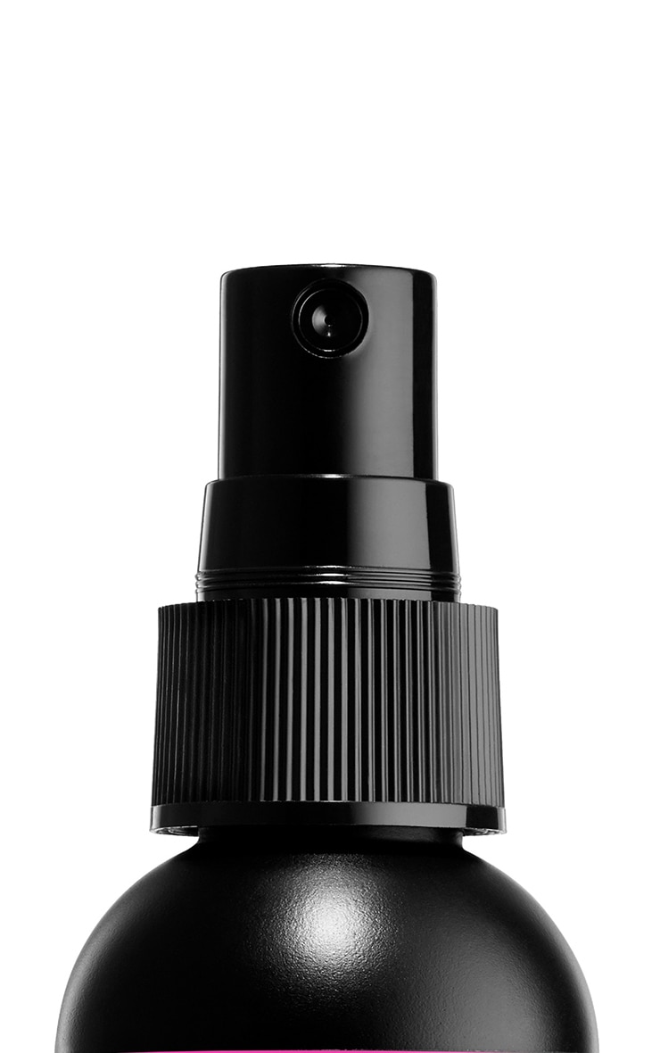 NYX PMU Plump Right Back Setting Spray image 4