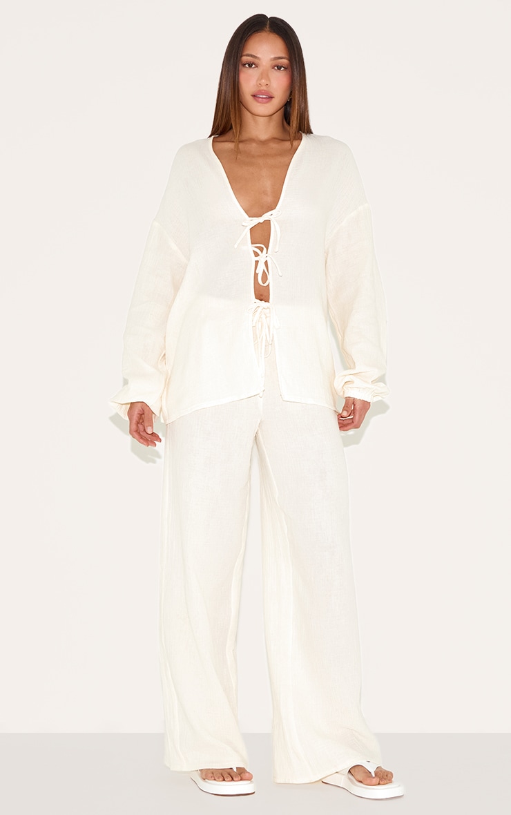 Chemise haute à nouer en étamine texturée crème image 3